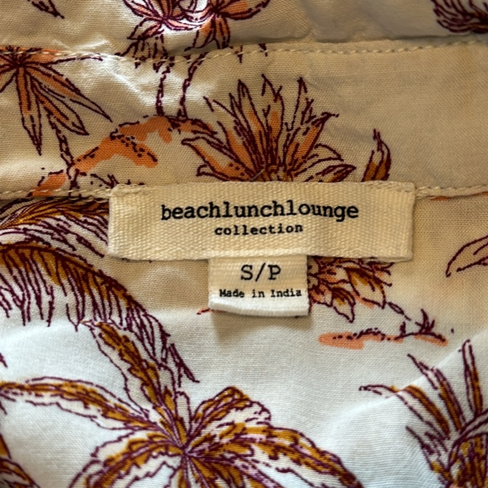 Hawaiian shirt - Picture 6 of 7